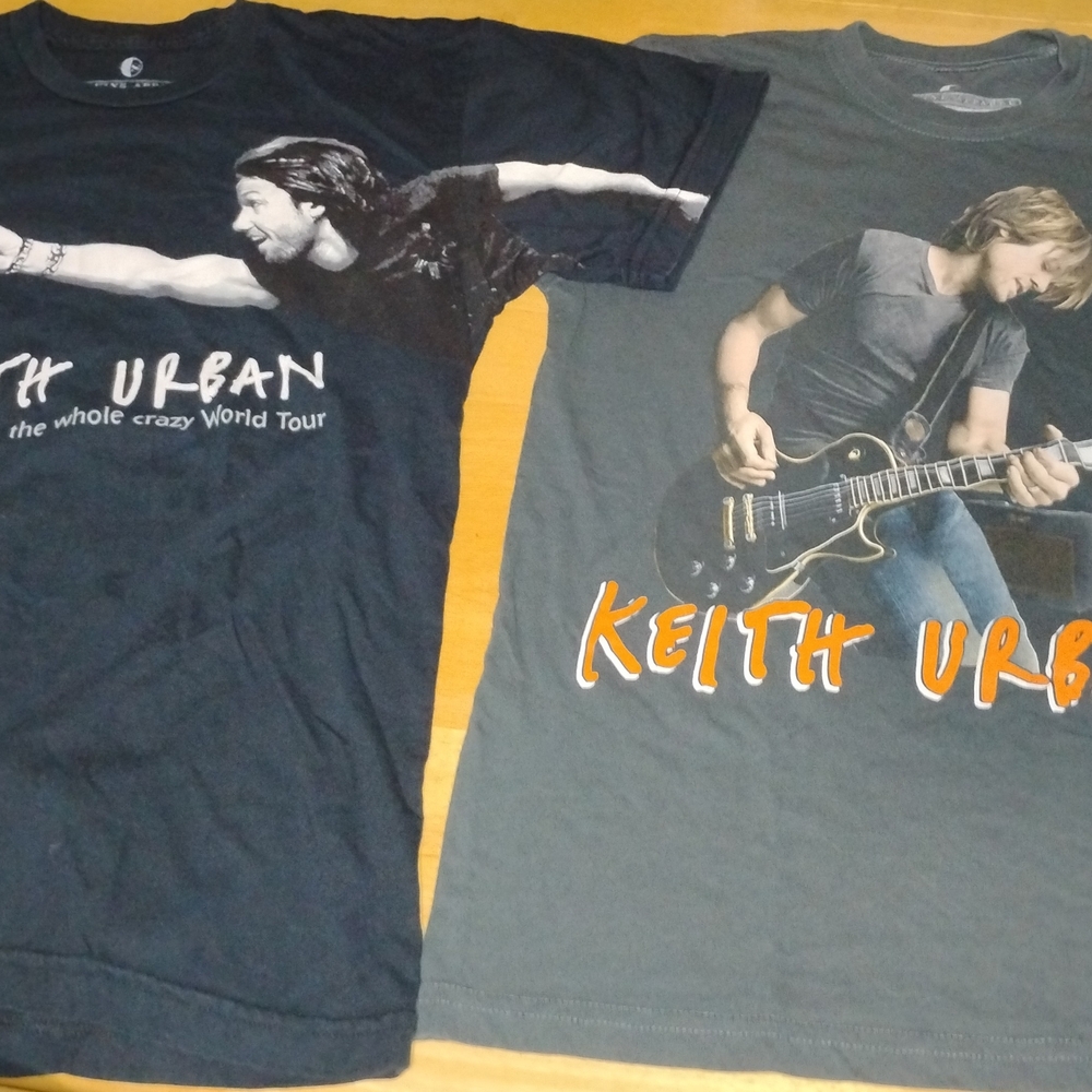 EVIE Charcoal Graphic T-Shirt